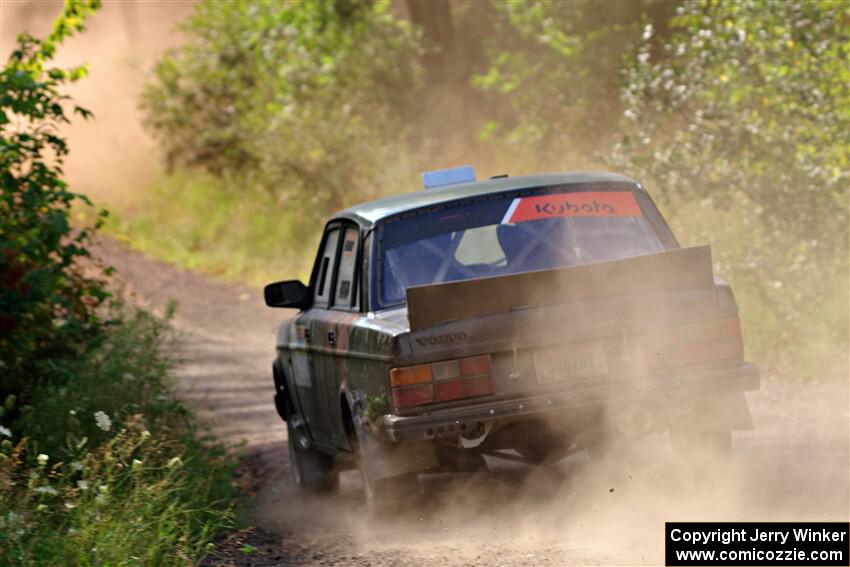 Adam Brock / Shanti Witt Volvo 244 on SS5, Norway South II.