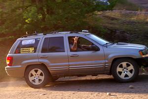 A Jeep Grand Cherokee sweeps SS6, Norway North.