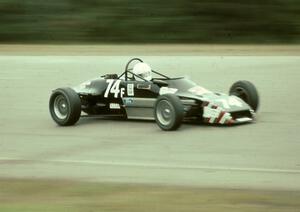 Mike Kizer's Lola T-640/44B Formula Ford