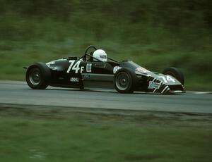 Mike Kizer's Lola T-640/44B Formula Ford