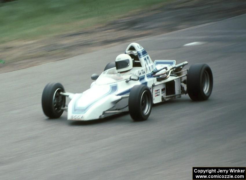 Jim King's Lola T-440 Formula Ford