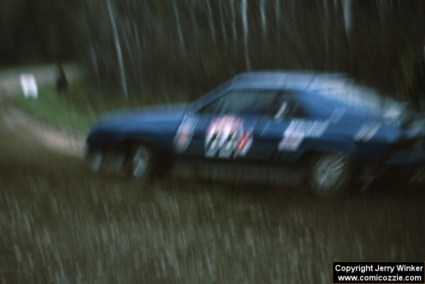 Mike Grieb / Ernest Carpenter Dodge Shelby Turbor goes through the spectator corner on SS2.