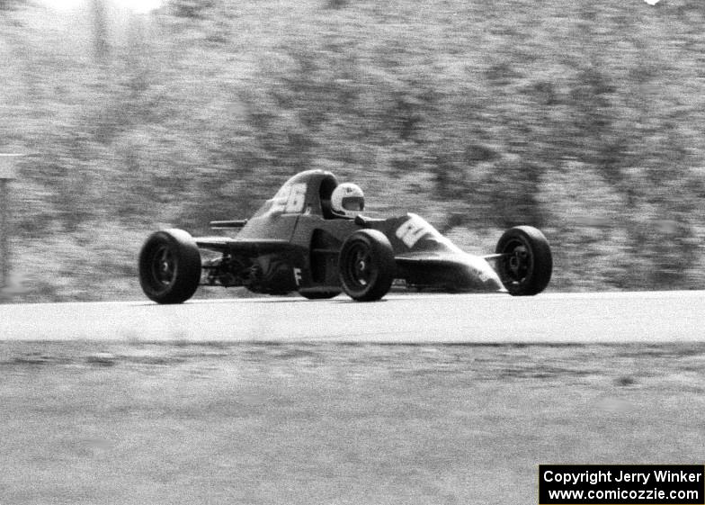 Lee Nelson's Swift DB-1 Formula Ford
