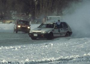 Dave Markquart / Jeff Sinden Toyota FX-16 and Bob Boone / Todd Larson Renault LeCar