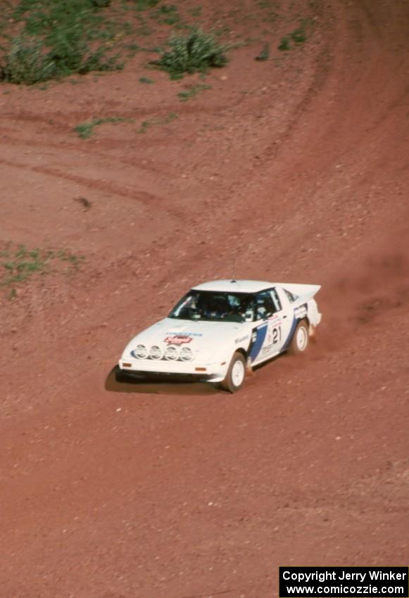 Carl Kieranen / Diane Sargent in their Mazda RX-7.