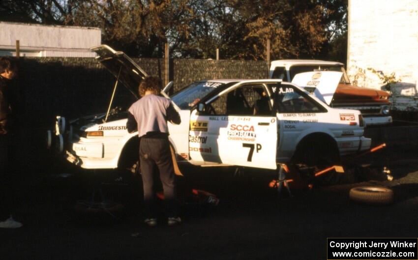 The Niall Leslie / Trish Sparrow Toyota Corolla at afternoon service.