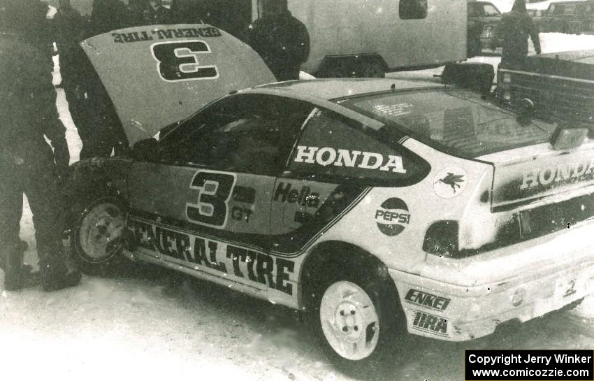 John Hogdal / Peter Cunningham Honda CRX after tangling with the Stu Lenz / Harvey West Triumph TR7