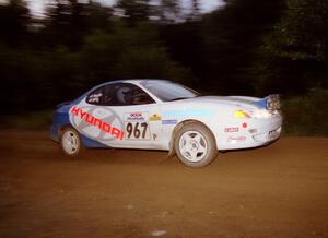 Perry King / Bob Martin Hyundai Tiburon on SS4 (East Town E.)