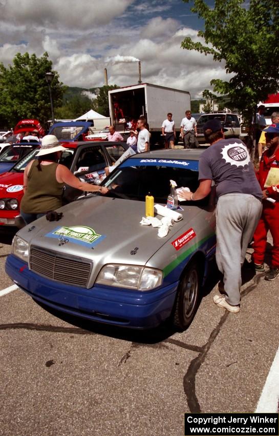 Heikki Salmen / Constantine Mantopoulos Mercedes-Benz C220 at parc expose