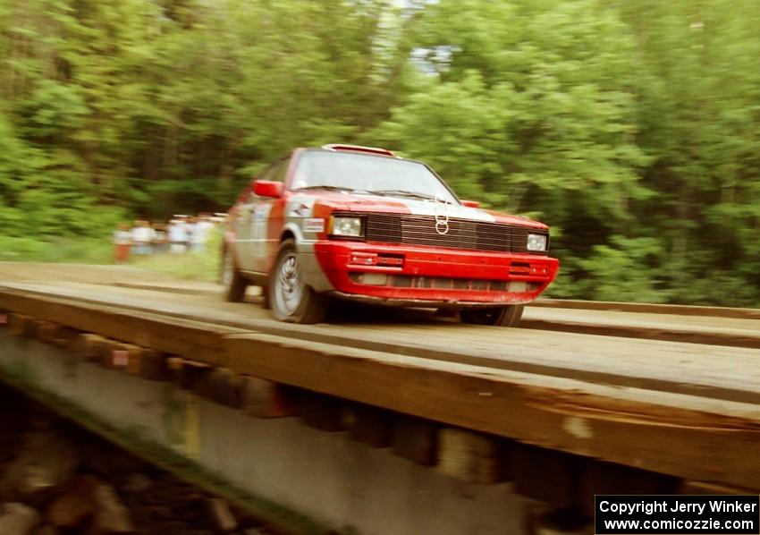 Sylvester Stepniewski / Adam Pelc Audi 4000 Quattro on SS4 (East Town E.)