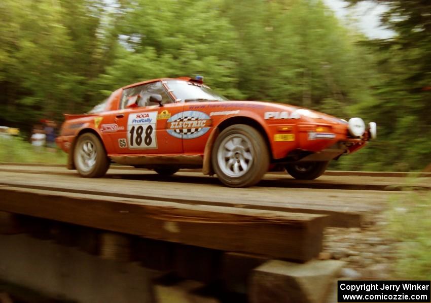 Andrew Havas / Mal Swann Mazda RX-7 on SS4 (East Town E.)