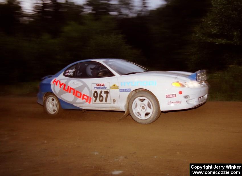 Perry King / Bob Martin Hyundai Tiburon on SS4 (East Town E.)