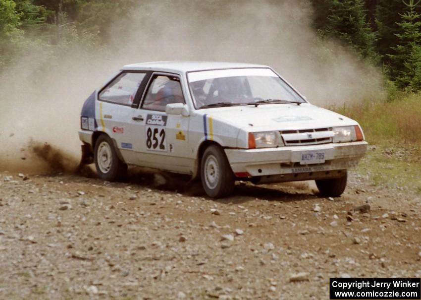 Andrew Comrie-Picard / Adrian Dafoe Lada Samara on SS7 (Parmachenee East)
