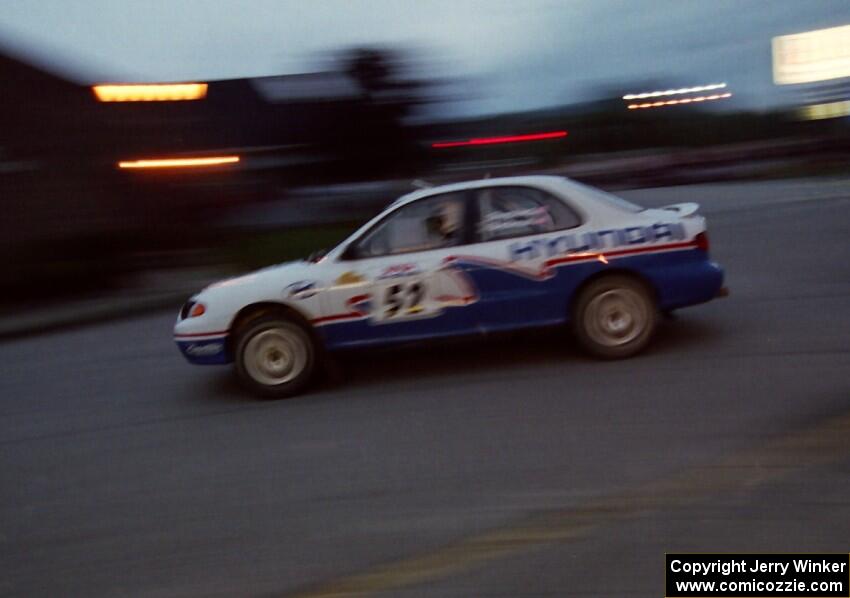 Doug Shepherd / Ralph Beckman Hyundai Elantra on SS10 (In Town)