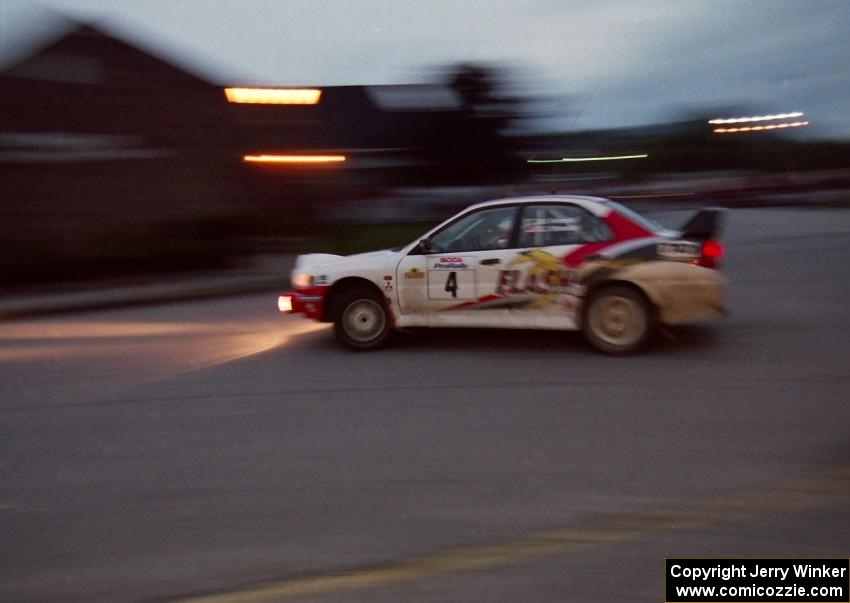 Garen Shrader / Michael Fennell Mitsubishi Lancer Evo IV on SS10 (In Town)