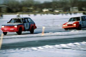 Gary Nelson / Dave Souther Toyota Starlet is chased by the Adam Popp / Jeff Poague VW Rabbit