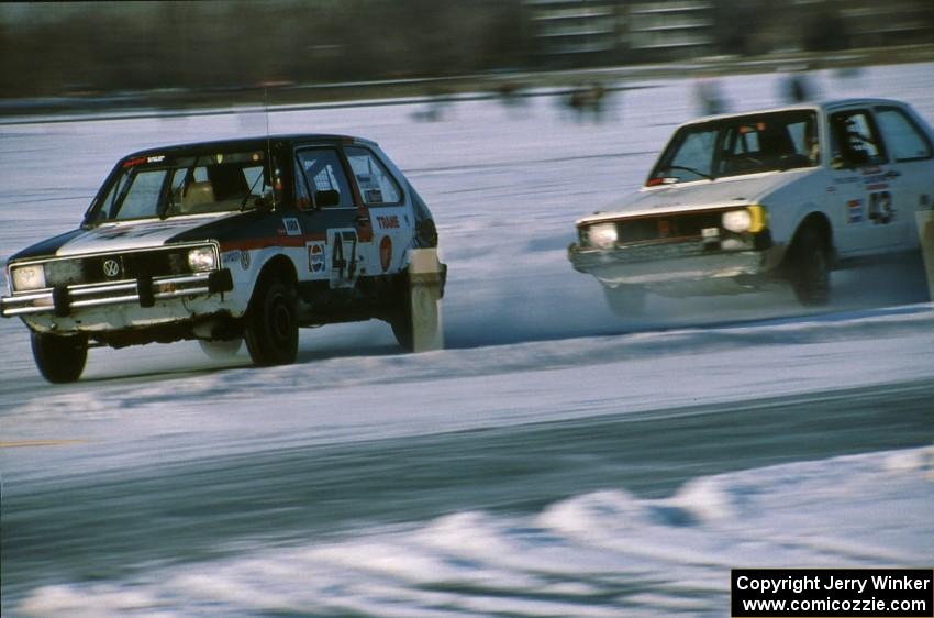 Bob Roth / Steve Noffke VW Rabbit is chased by the Steve Beddor / Dave Beddor VW GTI