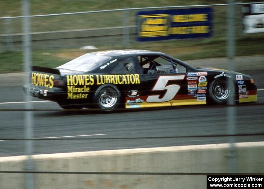 Dennis Berry's Ford Thunderbird