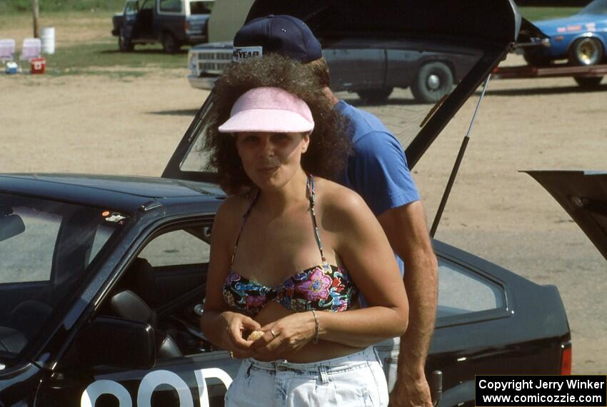 Maureen Scott next to her D-Stock Honda CRX