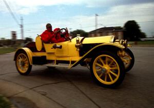 ???'s 1915 Stutz Bearcat