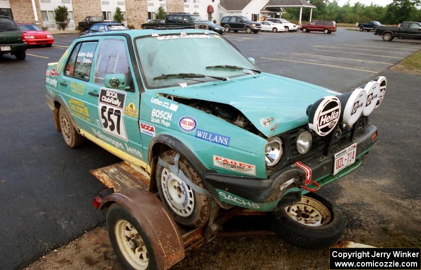 Damage to the front of the Damien Crane / John Adams-Graf VW Jetta.