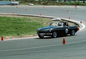 Brian Erickson's F-SP MGB at Raceway Park