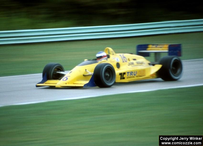 Jon Beekhuis'  Lola T-88/00/Cosworth