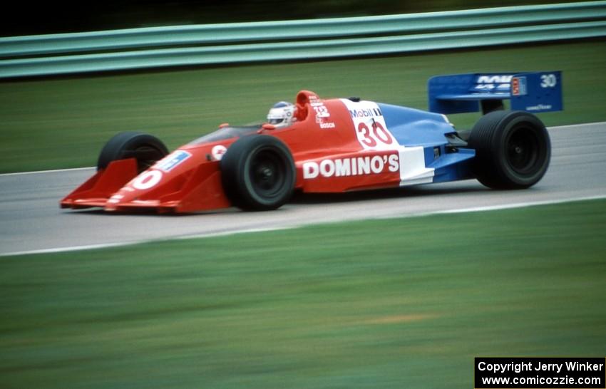 Raul Boesel's Lola T-89/00/Judd