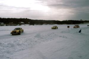 Lap one of the modified race.