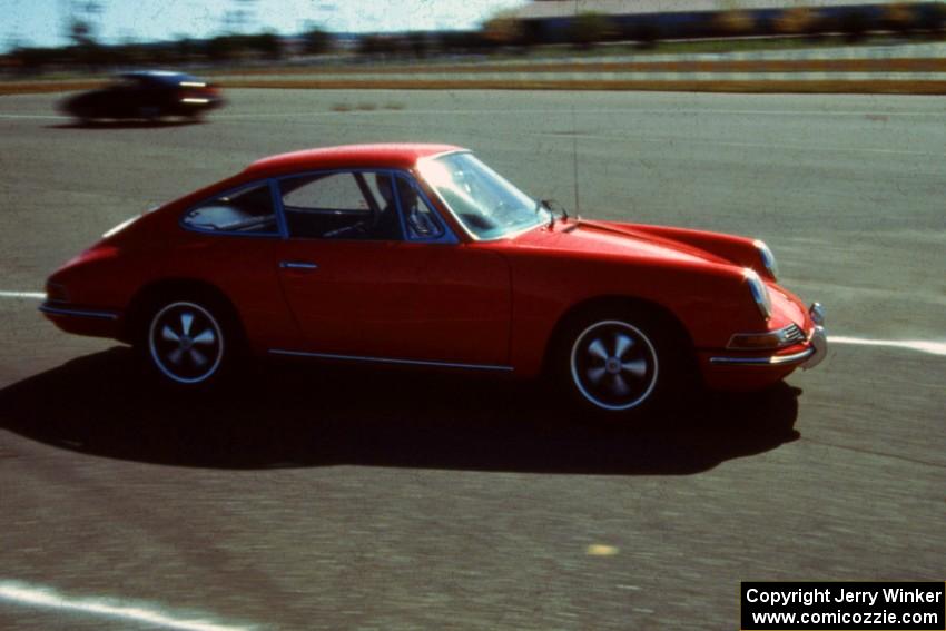 Bob Fleming's ASP Porsche 911