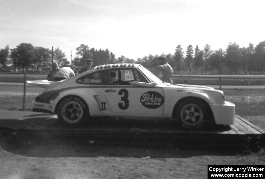 John Graves' Porsche Carrera