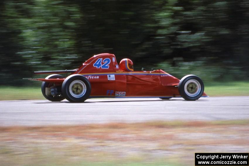 Dennis O'Neal's Swift DB-1 Formula Ford