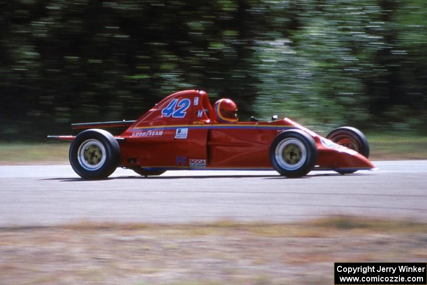 Dennis O'Neal's Swift DB-1 Formula Ford