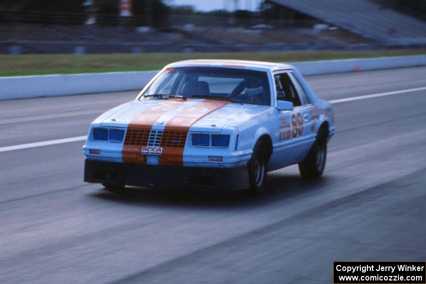 Jim Hovind's ITB Ford Mustang