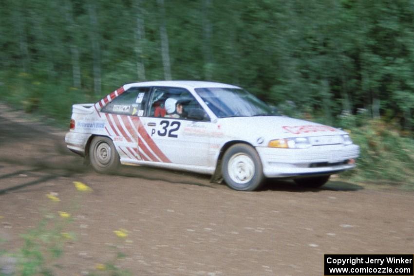 Barry Latreille / Sandy Latreille ran P in their Ford Escort GT. They took ninth overall and won the class.