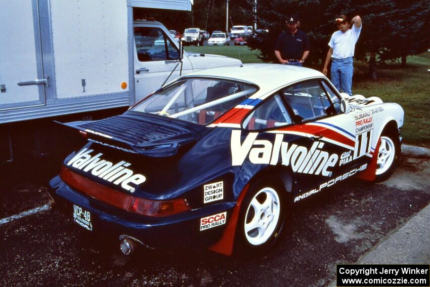 Jeff Zwart / Tony Sircombe Porsche Carrera 4.