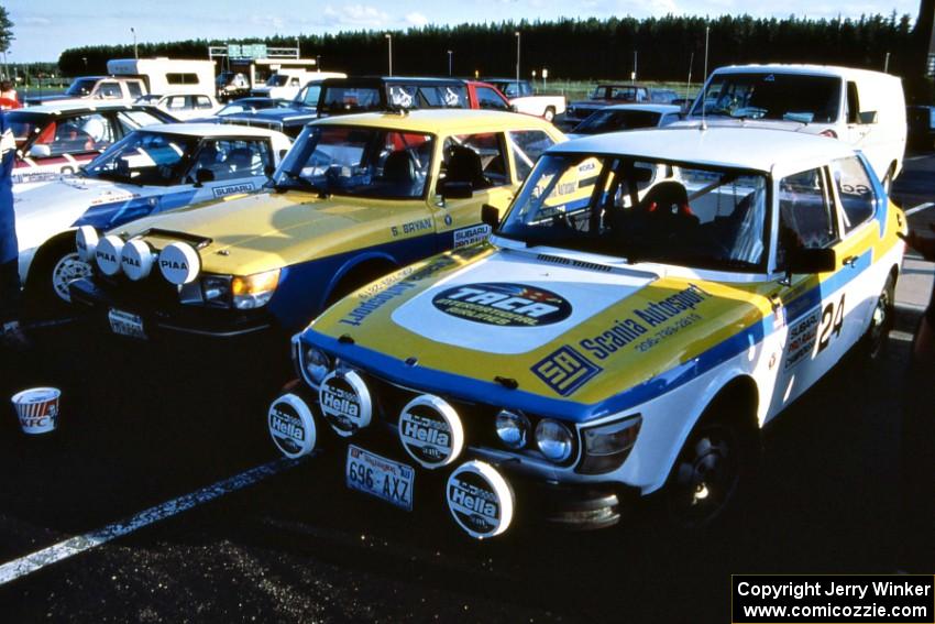 The Sam Bryan / Rick Delamare SAAB 900 and Goran Ostlund / Janice Damitio SAAB 99 at parc expose.