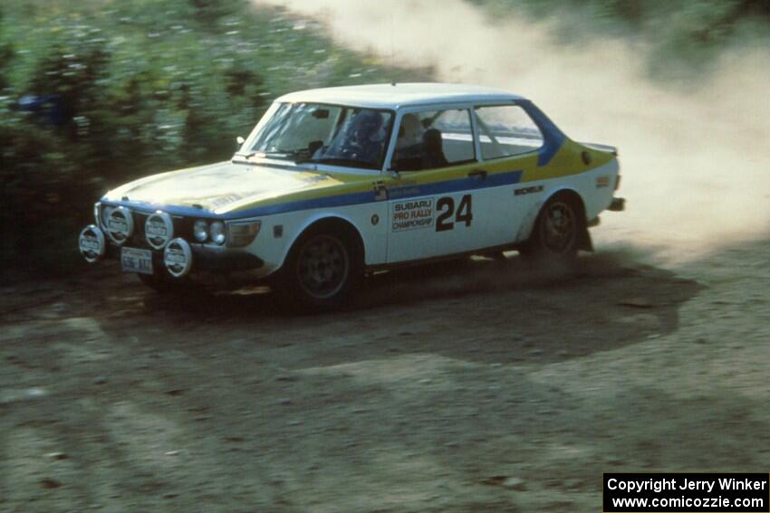 The Goran Ostlund / Janice Damitio SAAB 99 at the 90-right on Indian Creek Forest Rd.