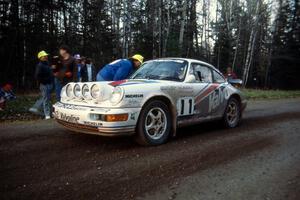 The Jeff Zwart / David Stone Porsche Carrera 4 awaits the start of the next stage.