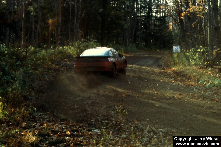 Windy Imperial / Jun Espino open class Eagle Talon slides into the last corner before the finish of SS1.