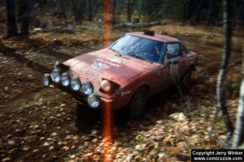 Bruce Newey / Kennon Rymer in their Mazda RX-7.