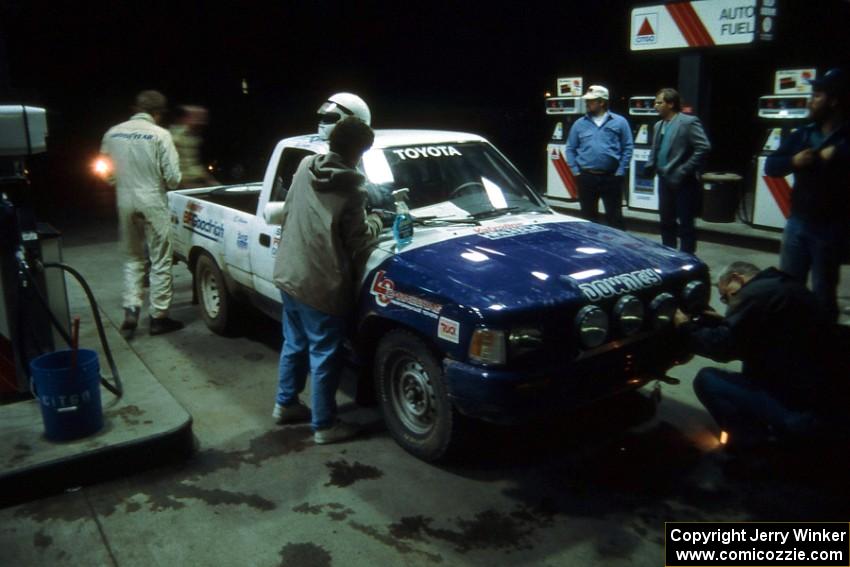 Mark Alderson / Bill Boggs refuel their Toyota Pickup.