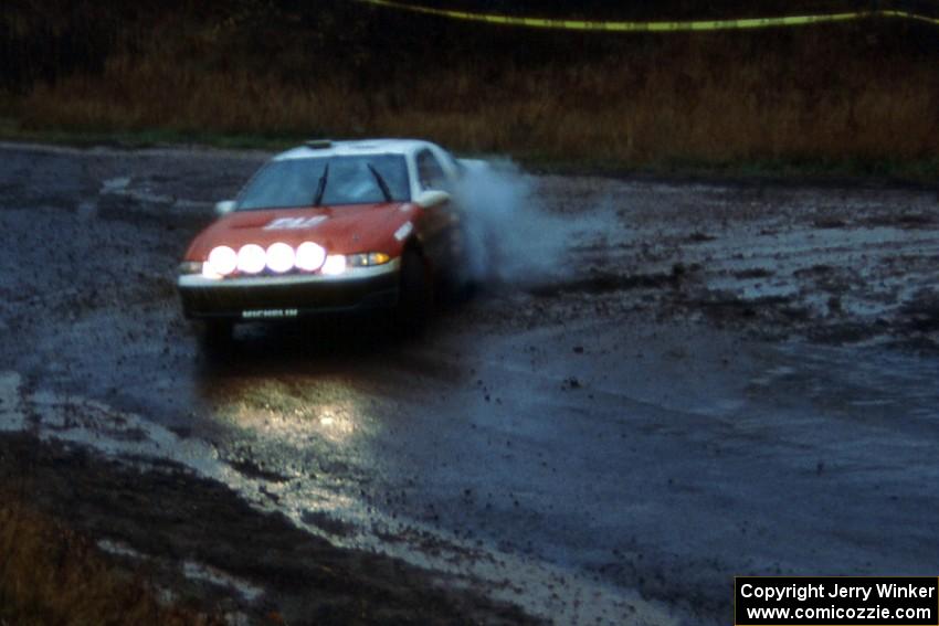 Henry Joy IV / Brian Maxwell exit the Delaware delta in their Mitsubishi Eclipse(1).