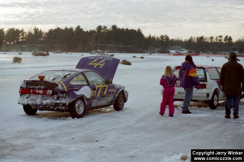 Cory Coulson / Troy Greenberg Honda CRX Si sporting battle damage after the race