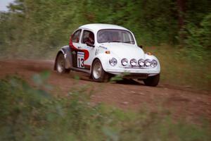 The Rene Villemure / Mike Villemure VW Beetle at speed on Indian Creek Trail Rd.