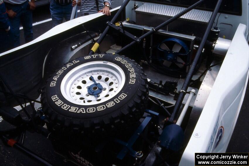 The bed of the Ken Stewart / Doc Shrader Chevy S-10 at parc expose.