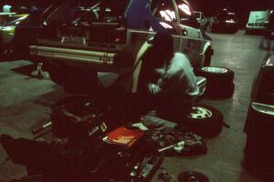 Larry Warrington / Damien Crane in the ex- Sobczak VW Rabbit do last minute repairs at parc expose.