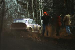 The Carl Merrill / John Bellefleur Ford Escort Coswort RS blasts through a corner on the Delaware Mine stage.