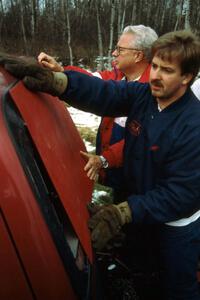 Roadside work being done to the "blown out" rear window on the Larry Warrington / Damien Crane rig (2).