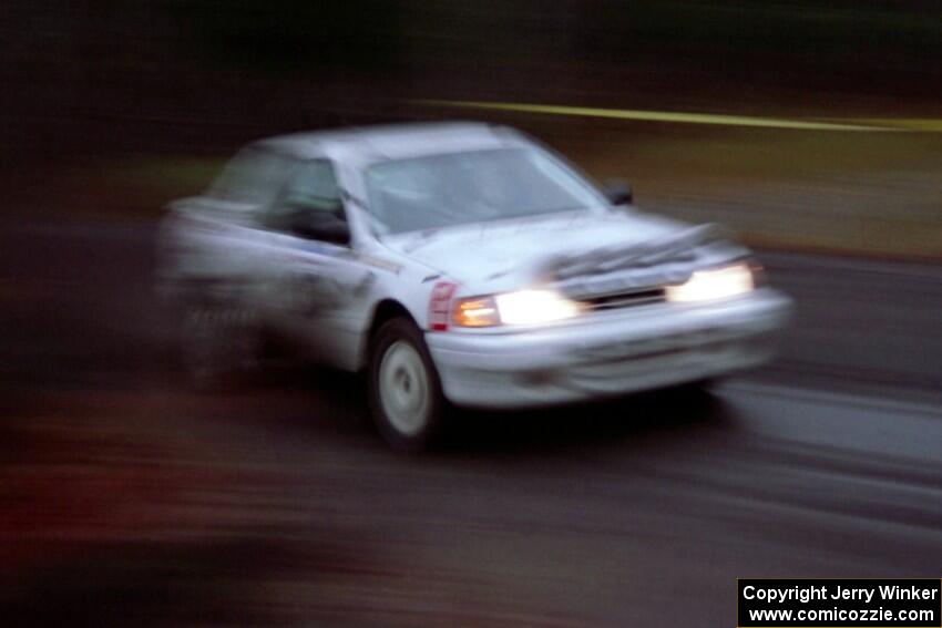 Tom Ottey / Pam McGarvey leave the start of SS1 in their Hyundai Elantra.